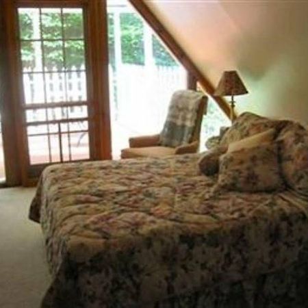 Rock Laurel Bed And Breakfast Candler Zimmer foto